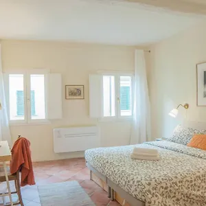 cozy-macci-flat-4-people-near-santa-croce-square.it-tuscanyhotel.com/